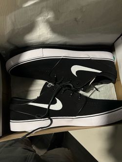 Nike Janoski