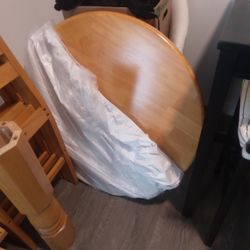 NEW  SOLID WOOD DINING ROOM TABLE.  With 4 chairs