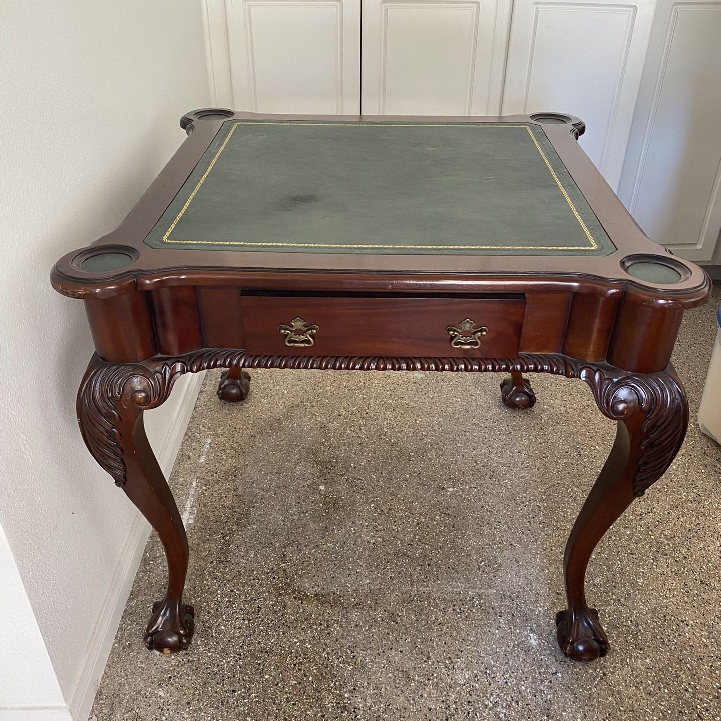 Antique Style Poker Table 