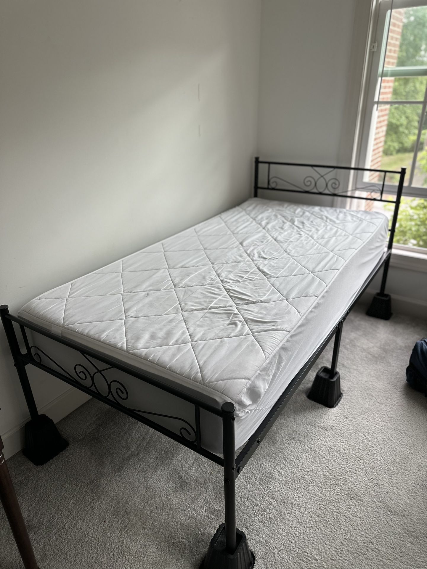 Vintage black metal wire bed frame twin XL
