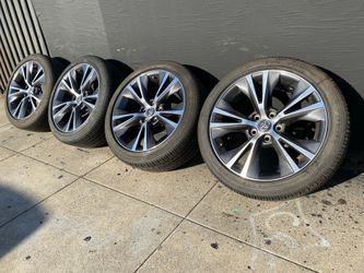Set 18” factory Toyota Camry,  Avalon wheels, w Toyo Tires 225/45/18,  good condition99.9% tread, old DOT, 5x4.5, sell all 4 $895.00 cash