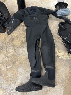 BARE Custom Scuba Drysuit Size 13 Boot - Nitrox Tank & BC