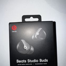 Beats Studio Buds 