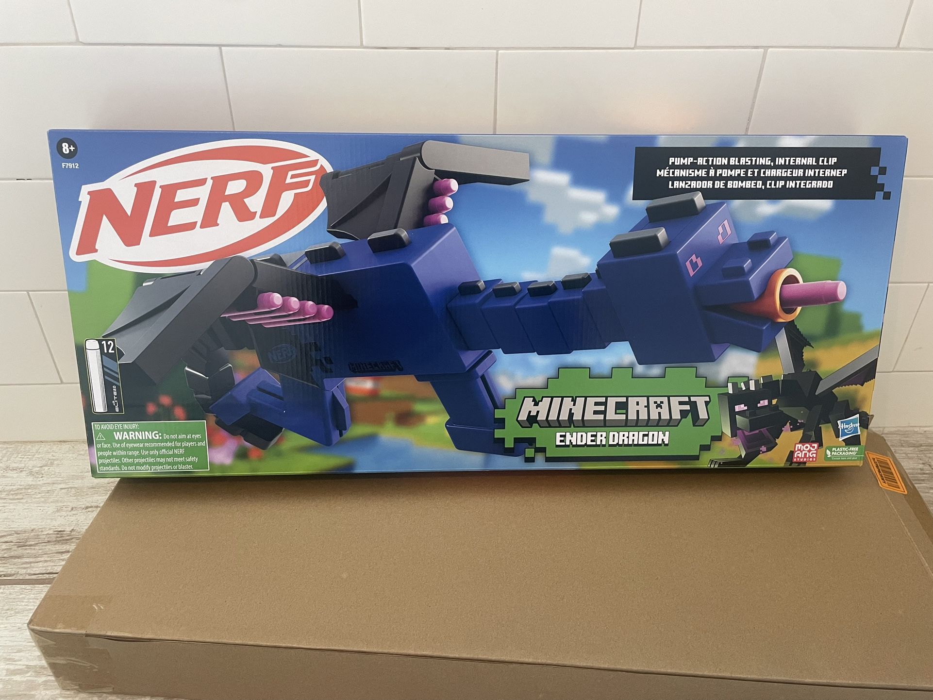 New in Box Nerf Minecraft Ender Dragon Blaster 