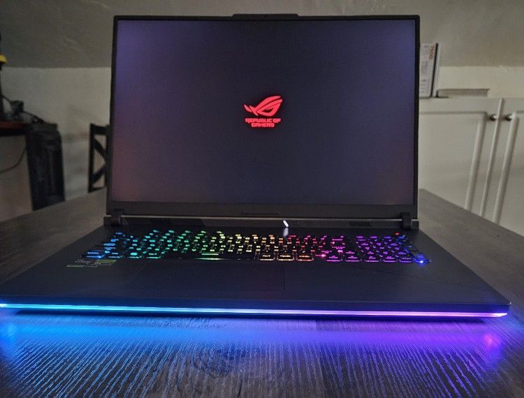 Asus RoG Strix 18" Gaming Laptop