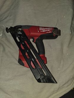 Milwaukee 15° angle finish nailer