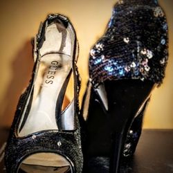 Vintage Guess Hondola 2 Black Sequence Open Toe Platform PumpsSize 5.5-6