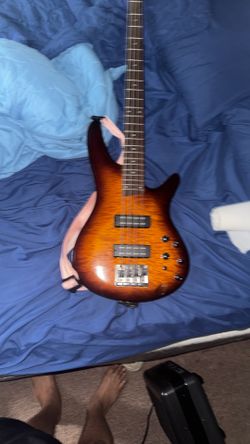 Ibanez SR400EQM Bass Guitar 