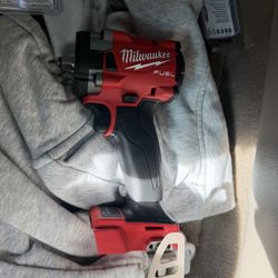 Milwaukee Impact Wrench 18v
