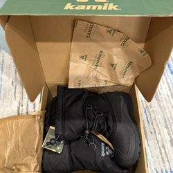 Kamik Snow Boots Size 1 Kids