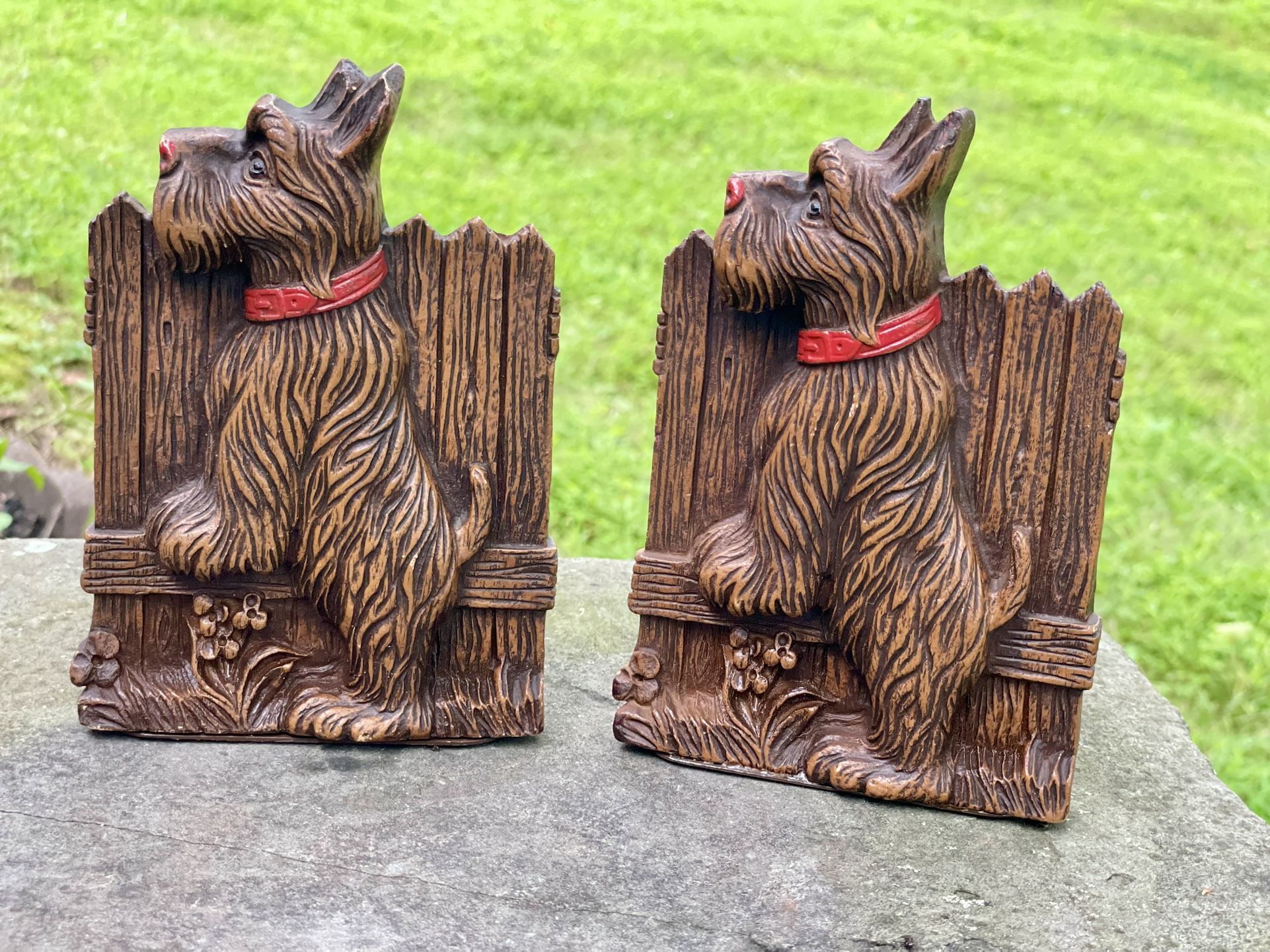 1940's USA Scottie Dog hard to find red Collared Bookends. Syroco wood.