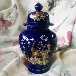 vintage Japanese vase