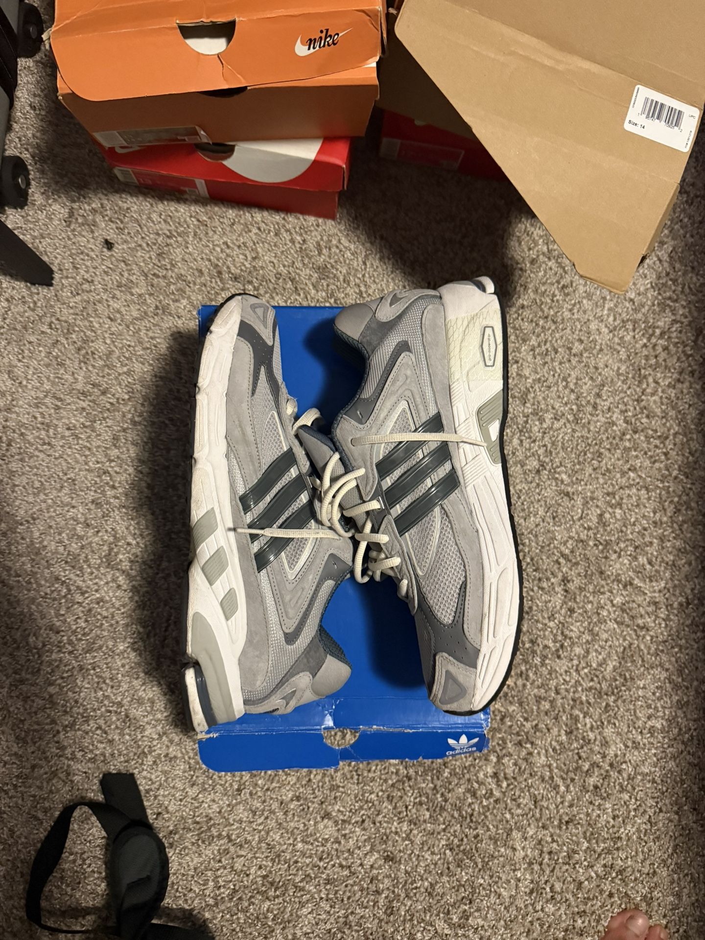 adidas response CL size 13 READ DESCRIPTION**