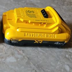 Dewalt 20v Max XR Powerpack 4AH 