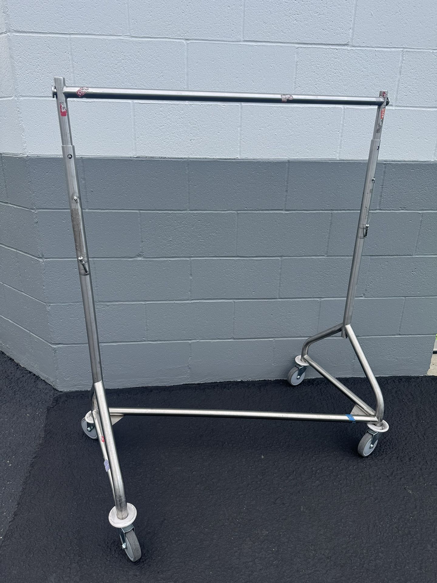 Rolling Z Stainless Steel Clothing Rack