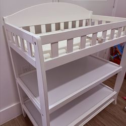White Baby Changing Table With Pad 