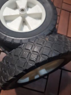 Solid Rubber Tire With PVC Hub