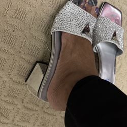 Guess Shoes -silver 8 1/2 BRAND NEW