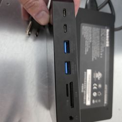 iVANKY Dual 4K monitor USB C docking station