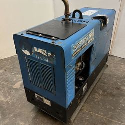 Miller Bobcat 225 NT Welder Generator 