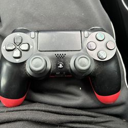 PS4 Controllers 
