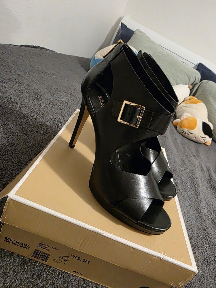 Michael Kors leather heels 9.5 M