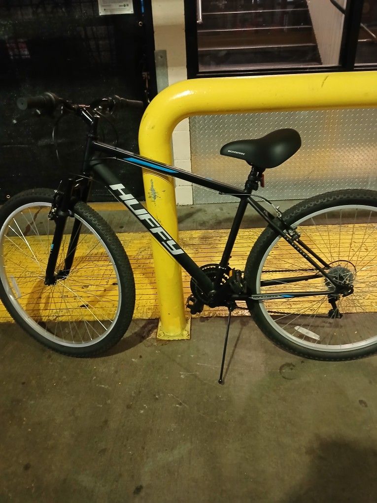 Brand New Schwinn Mountain Bike