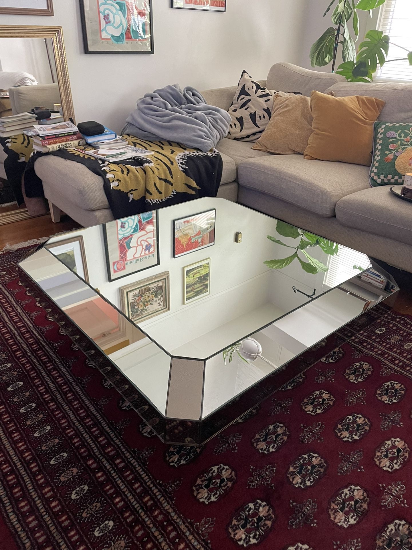 Art Deco Vintage Mirrored Coffee Table