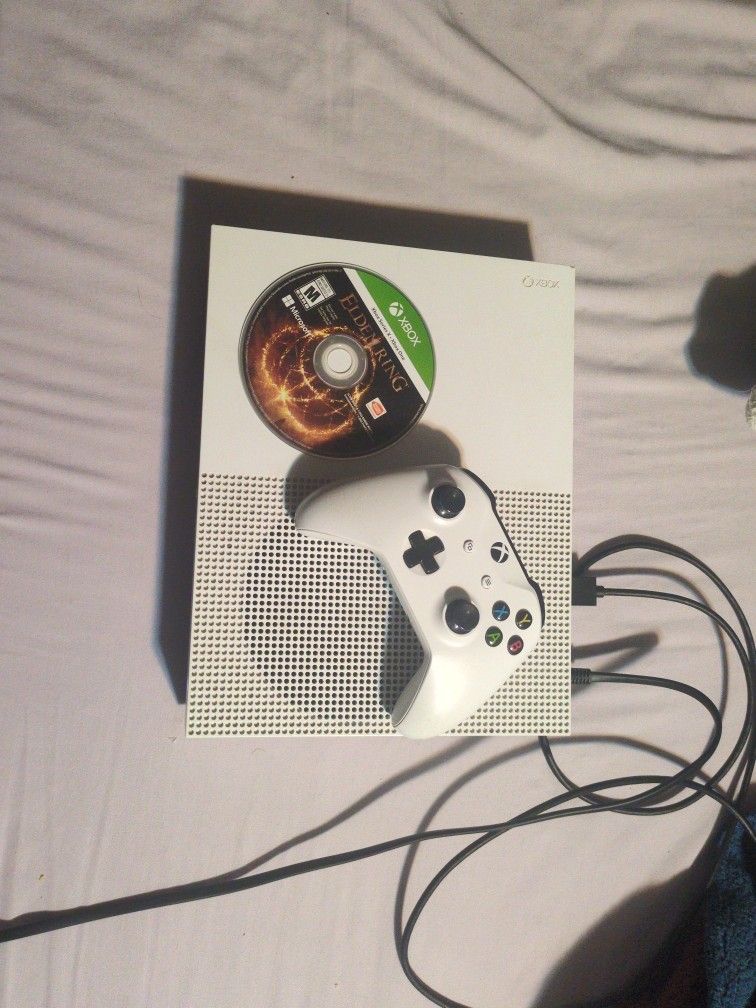 Xbox One S w/ ELDEN RING