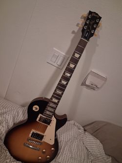 Gibson les paul Tribute....in Mint Condition....$850