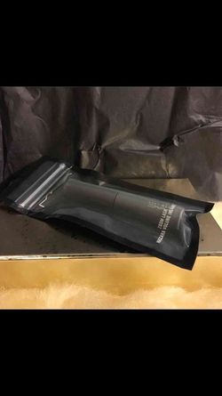 MAC MASCARA TRAVEL SIZE~ZOOM LASH