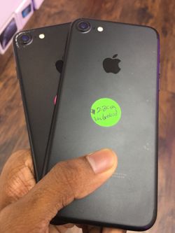 iPhone 7 32GB / 128GB Factory Unlocked Excellent Condition