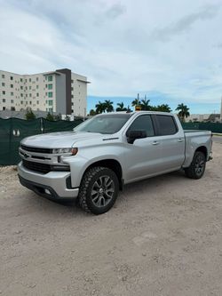 Chevrolet Silverado 2021 SRT título limpio