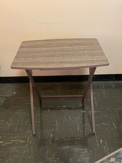 Folding side table, in perfect condition!