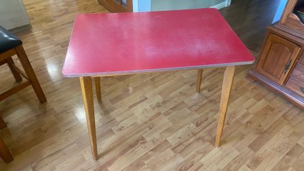 Mid century modern table