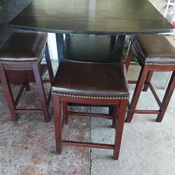 Small Dining Table And 3 Stools 
