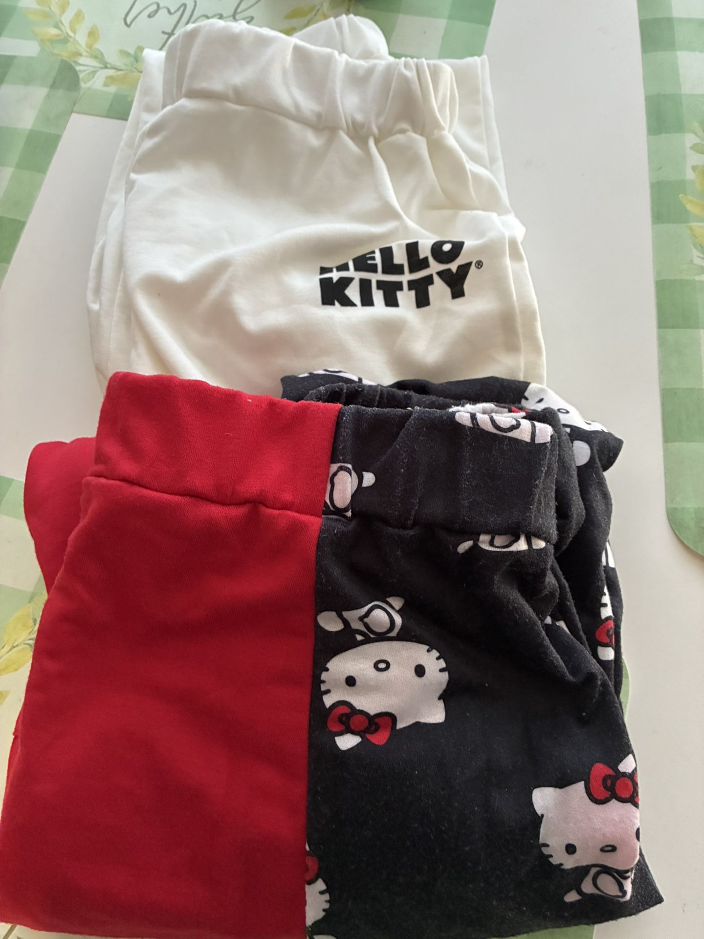 Kitty Sweat Pants. 2 PRs