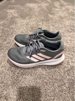 Womens Adidas Shoes Size 10