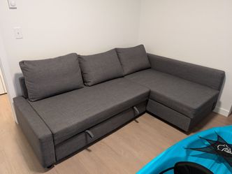 Sectional / Sleeper Sofa