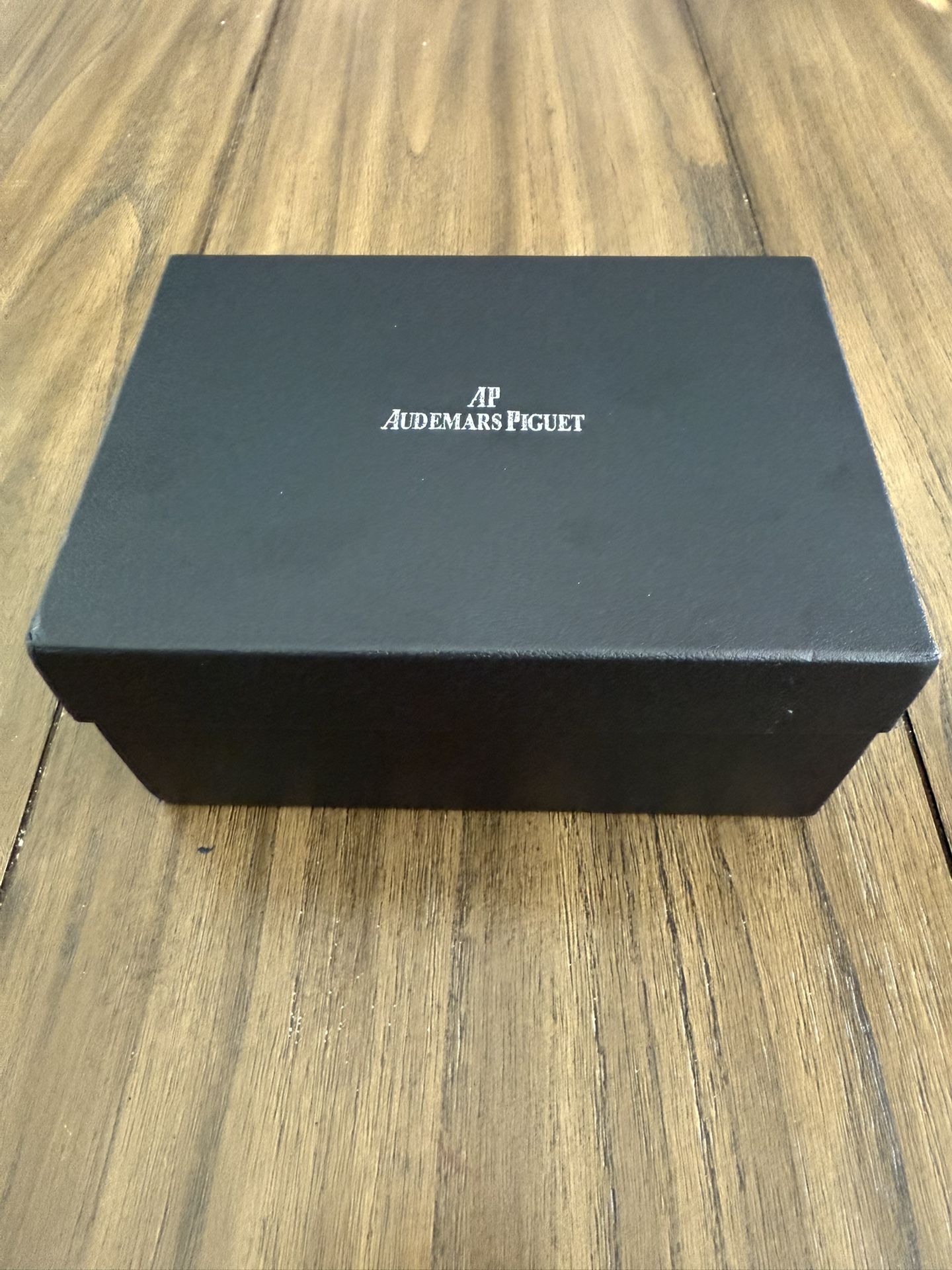 Audemar Piguet Royal Oak sapphire