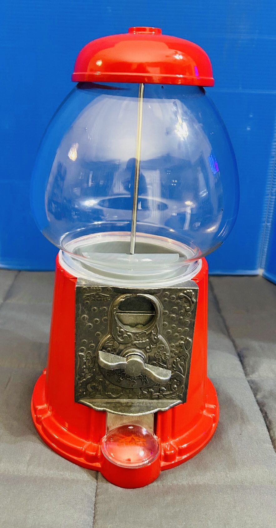 Vintage 1985 Carousel Antiqued Gumball Machine 11” Red Metal Glass Globe