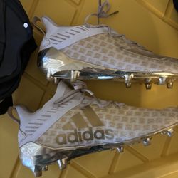 Football cleats