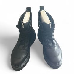 Sorel Leather Black Boots Women Size 9.5