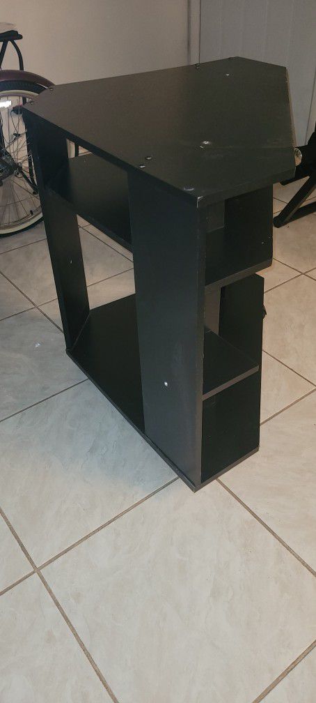 Corner TV Stand 