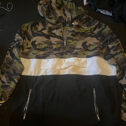 Men’s Camo Jacket/Hoodie