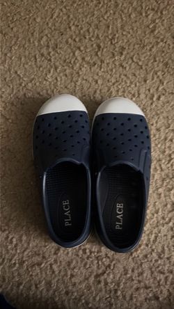 The Children's Place Kids Slip-On Shoes - Size: 11C