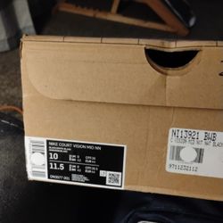 Nike Court Vision mid