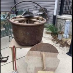 Large Antique Copper Caldron with Removable Churn, Lid and ladle.  Extremely Heavy