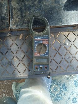 Cen Tech Clamp 266 meter