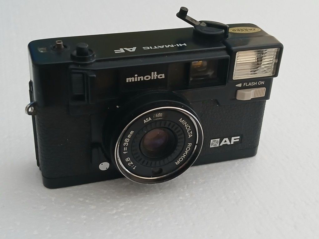 Minolta Hi-Matic AF2-D 35mm Film Camera